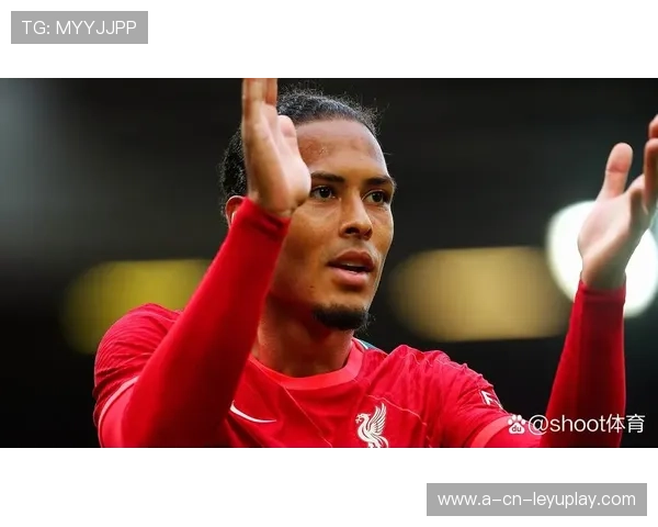 利物浦角球造成混乱，范迪克门前争顶建功