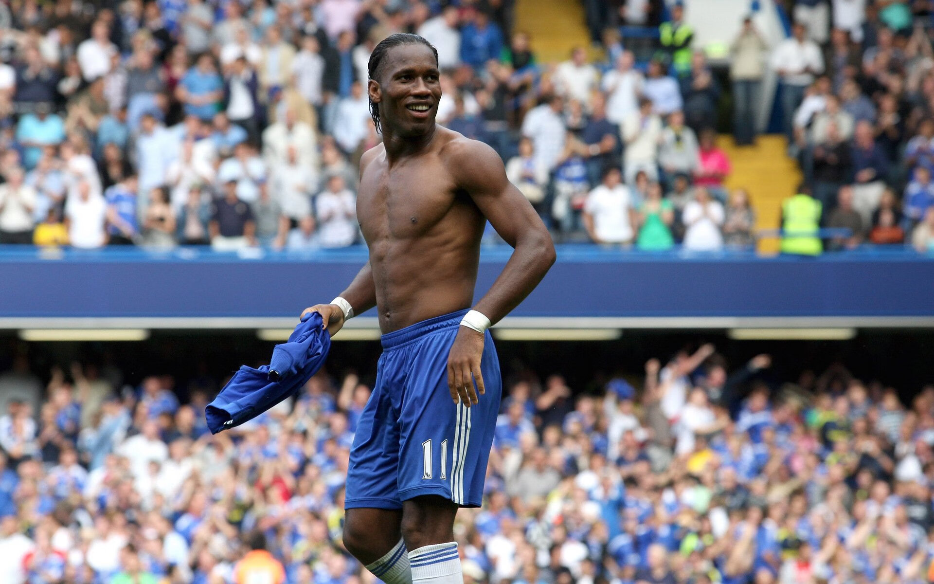 leyu乐鱼-英超联赛的智能场馆技术投入，英超集中比赛场地