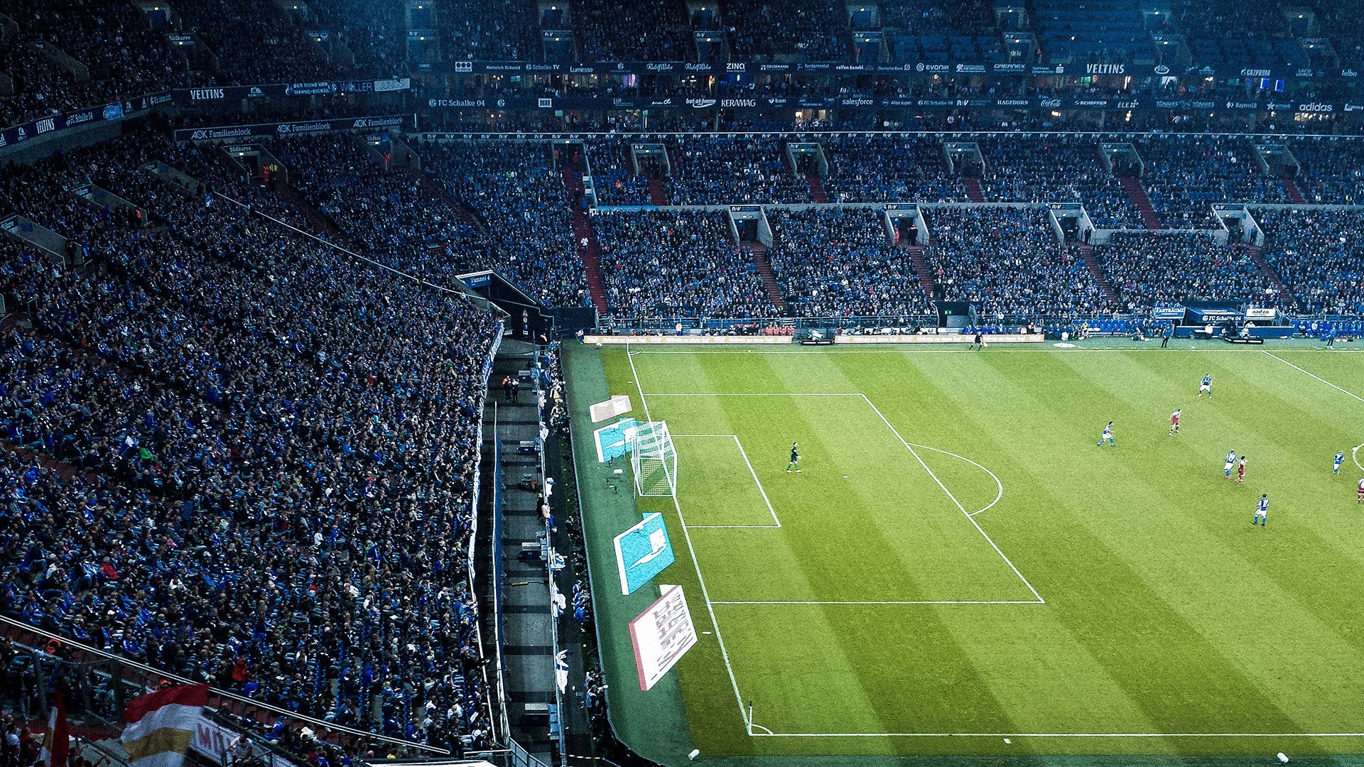 乐鱼电竞在线平台-中国足球是否支持将足球课程纳入城市社区教学计划,足球改革试点城市方案